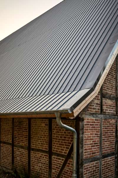 Beautiful roof construction comes to life with rib sheets, Gut Godderstorf, 23779 Neukirchen, Germany